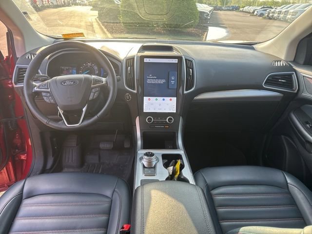 Certified 2022 Ford Edge SEL w/ Sport Appearance Package AWD/4WD image 25