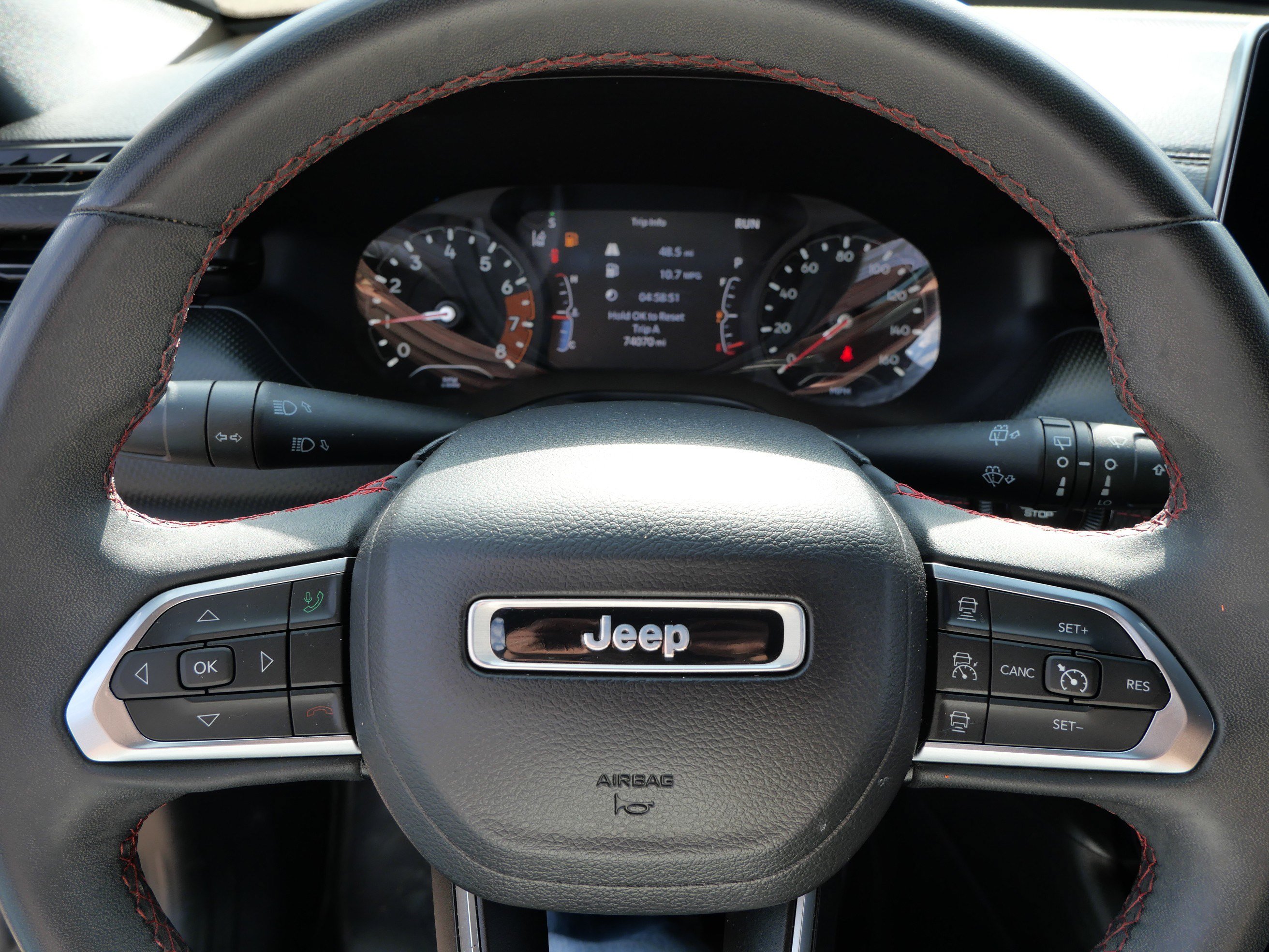 Used 2023 Jeep Compass Trailhawk AWD/4WD image 25
