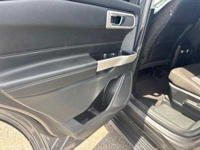 Certified 2023 Ford Explorer XLT RWD image 21