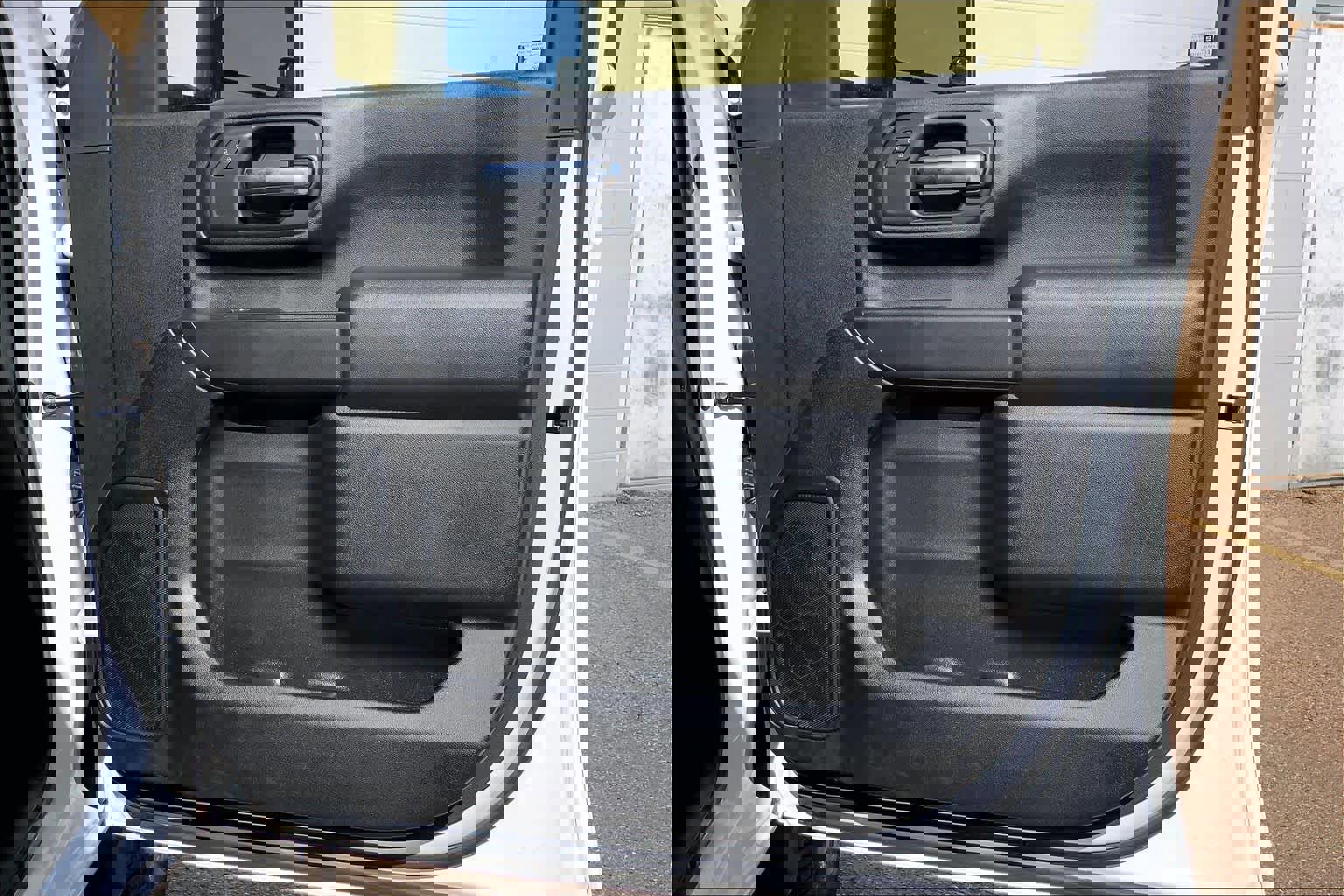 Used 2024 Chevrolet Silverado 2500 Custom w/ Custom Convenience Package image 23