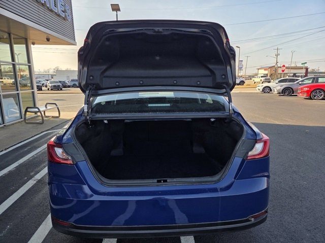 Used 2025 Toyota Camry LE image 27