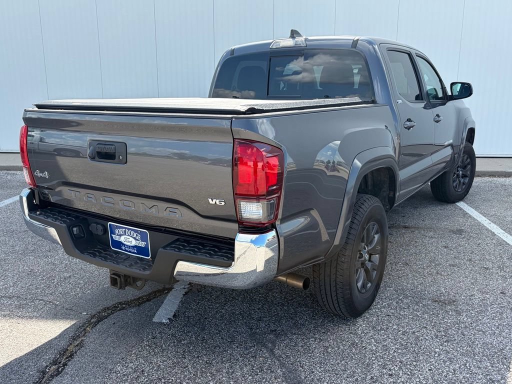 Used 2021 Toyota Tacoma SR5 AWD/4WD image 7