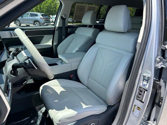 Used 2026 Hyundai Santa Fe SEL FWD image 16