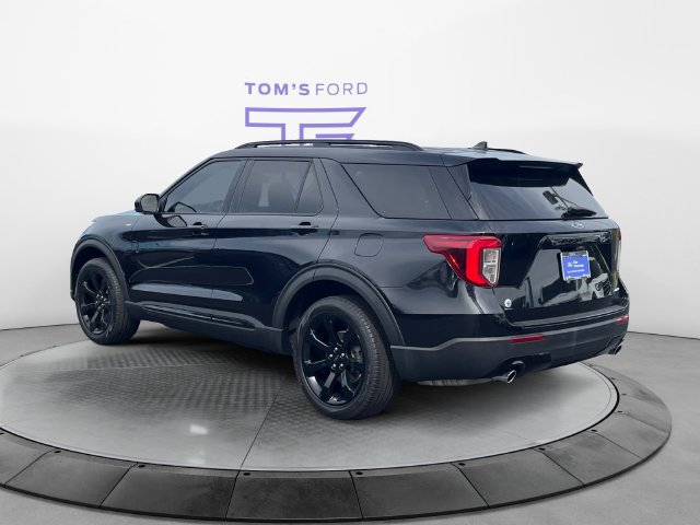 Certified 2023 Ford Explorer ST-Line AWD/4WD image 3