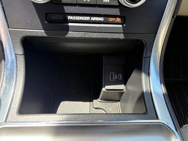 Certified 2022 Ford Edge Titanium AWD/4WD image 24
