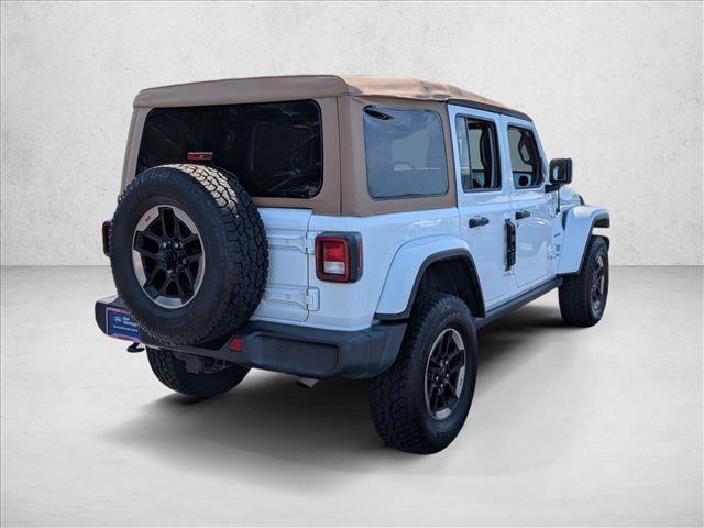Used 2018 Jeep Wrangler Unlimited Sahara AWD/4WD image 5