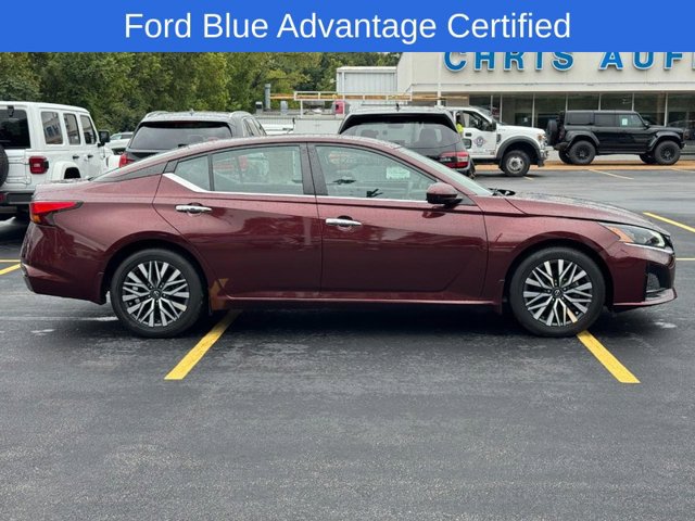Used 2023 Nissan Altima 2.5 SV