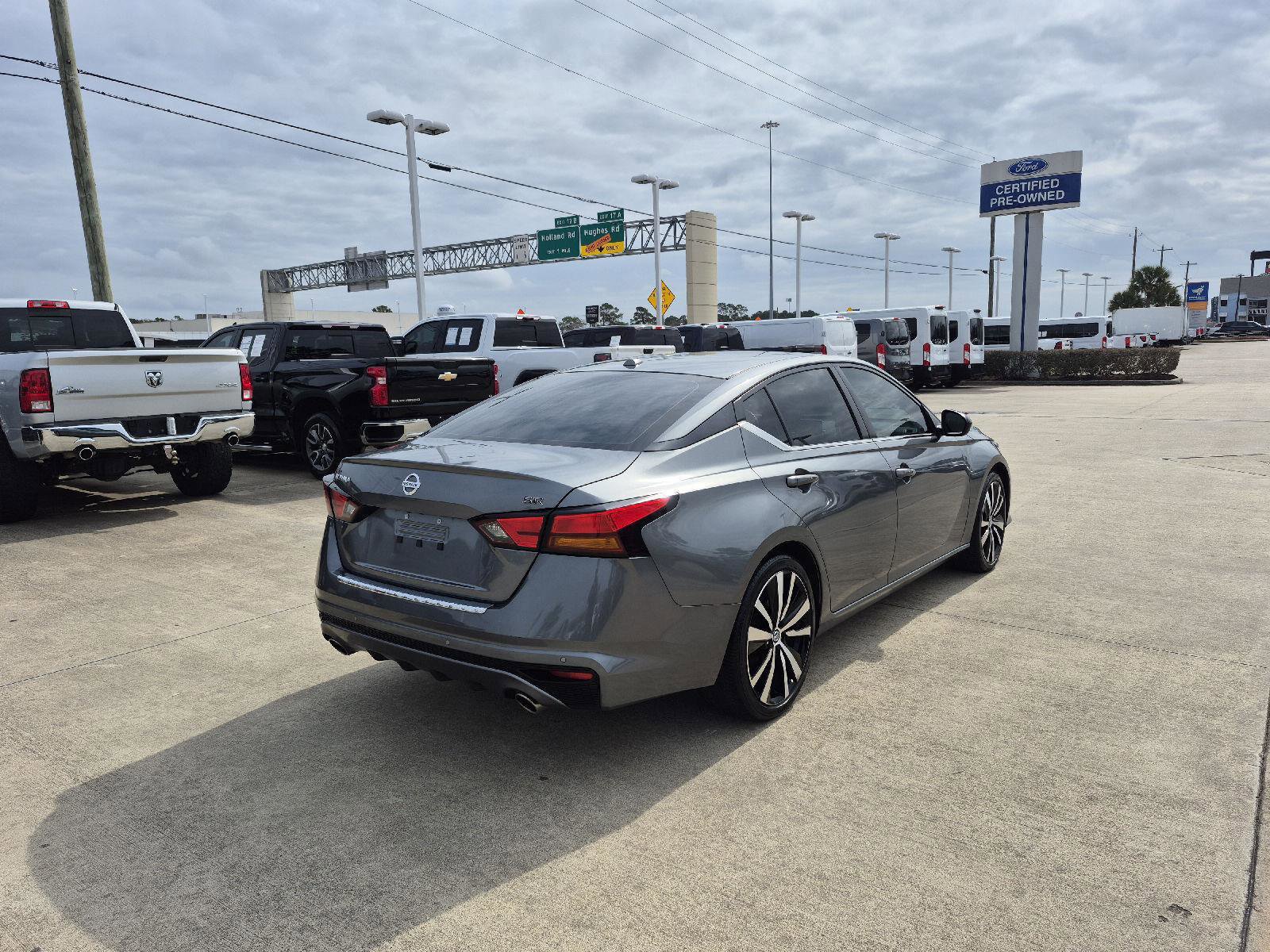 Used 2022 Nissan Altima 2.5 SR image 4