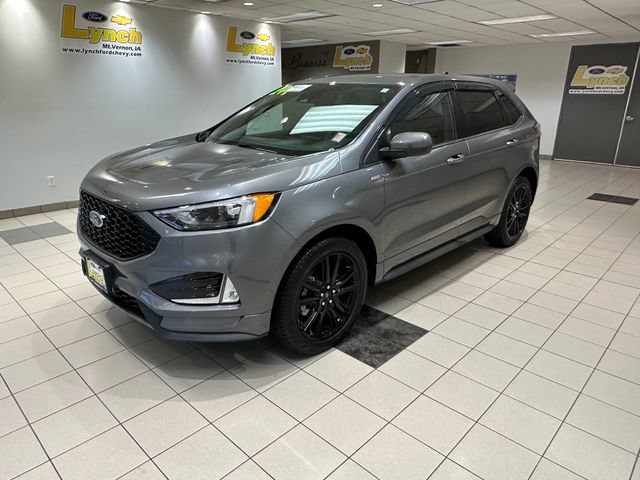 Certified 2024 Ford Edge ST-Line AWD/4WD image 2