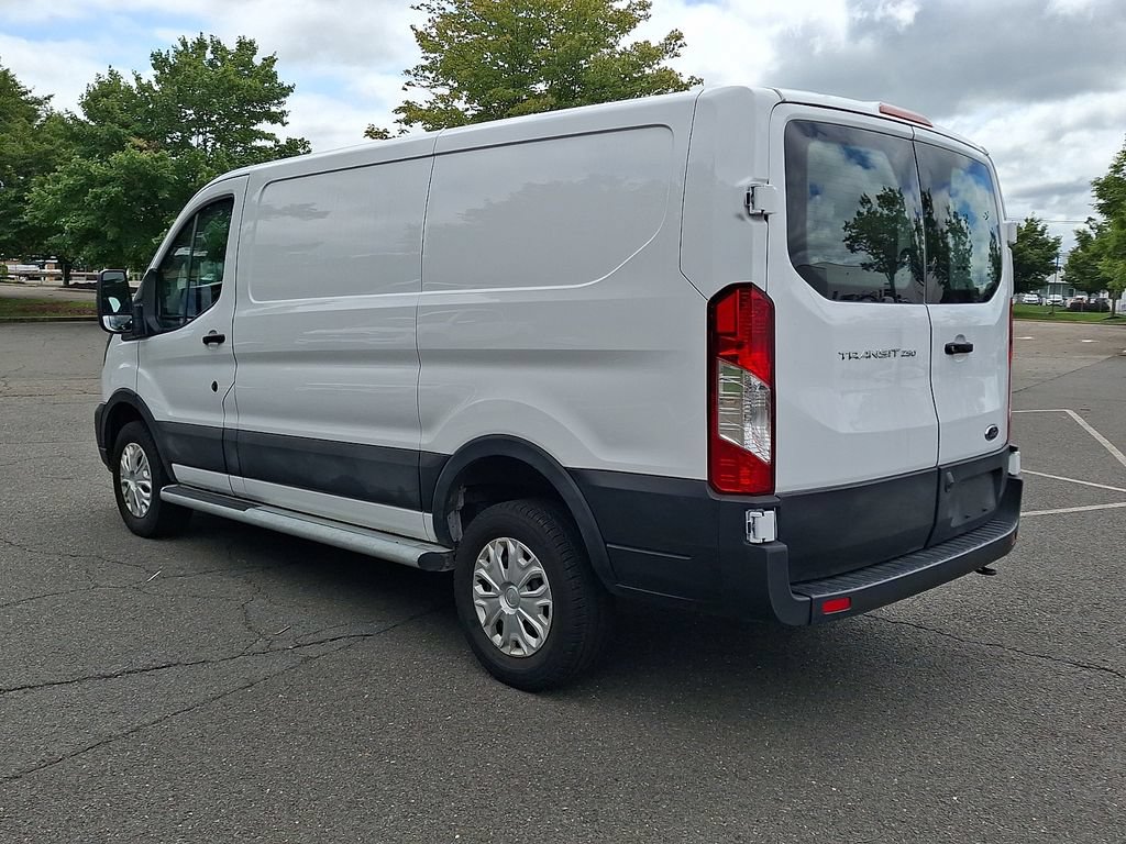 Certified 2025 Ford Transit 250 Low Roof w/ Exterior Upgrade Package RWD image 7