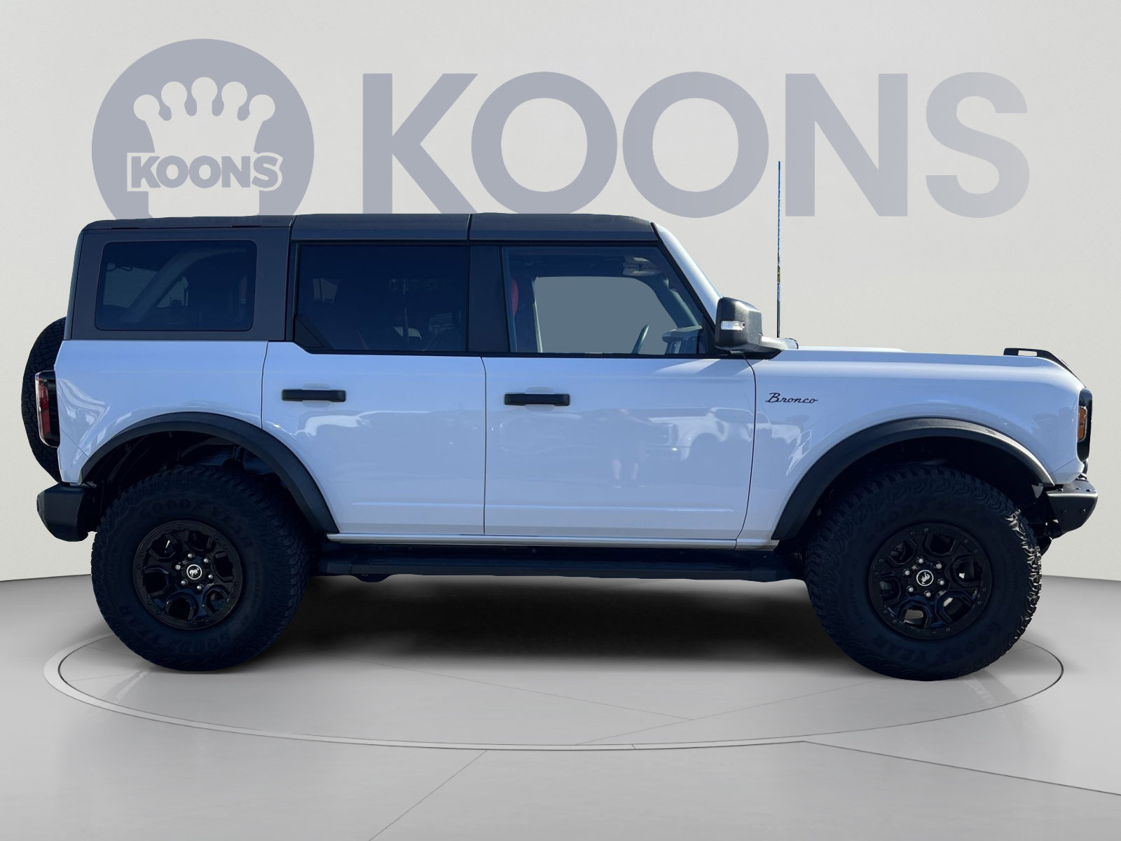 Certified 2023 Ford Bronco Wildtrak AWD/4WD image 8
