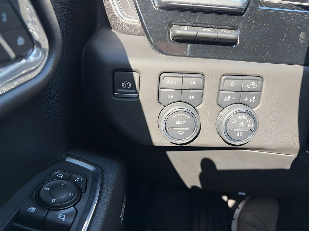 Used 2023 Chevrolet Silverado 1500 LTZ w/ Technology Package image 20