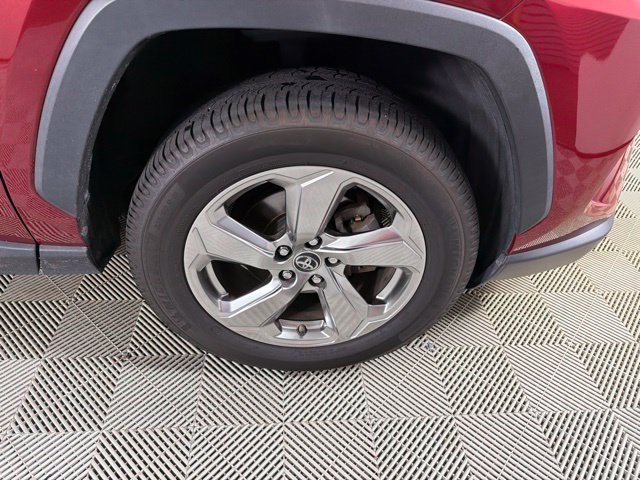 Used 2019 Toyota RAV4 Limited w/ Limited Grade Weather Package AWD/4WD image 17