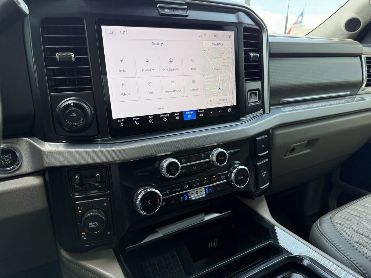 Certified 2025 Ford F350 Platinum w/ Platinum Plus Package AWD/4WD image 15