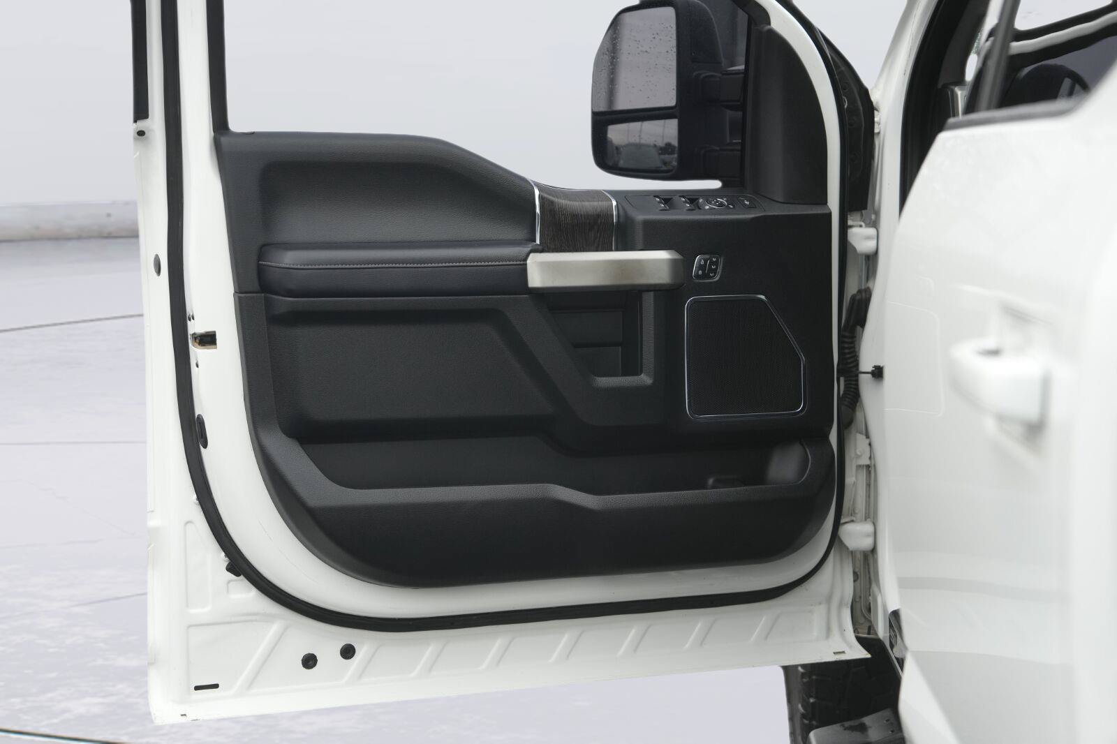 Certified 2021 Ford F250 Lariat AWD/4WD image 31