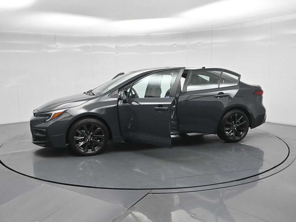 Used 2024 Toyota Corolla XSE FWD image 37