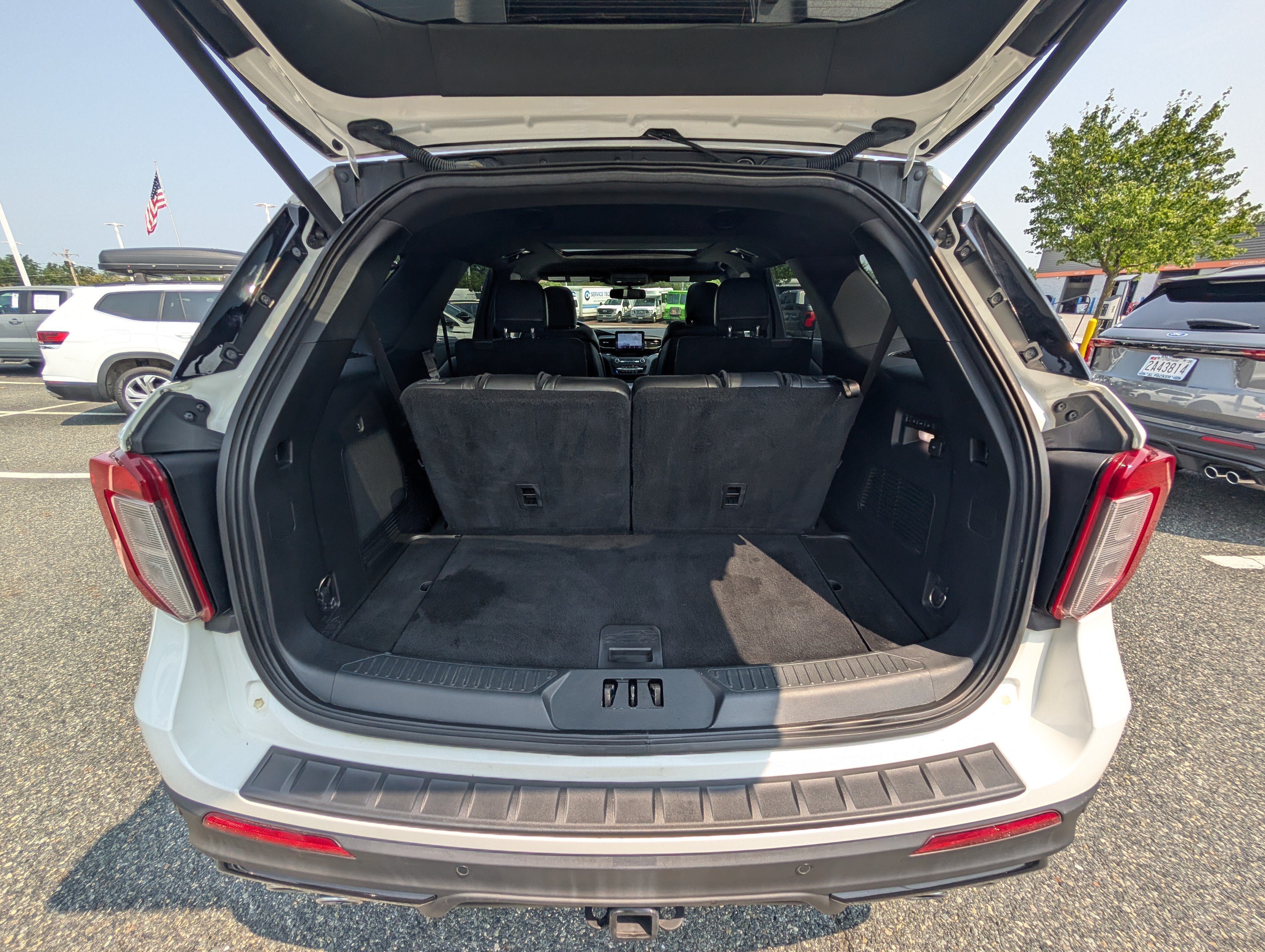 Certified 2020 Ford Explorer ST AWD/4WD image 15