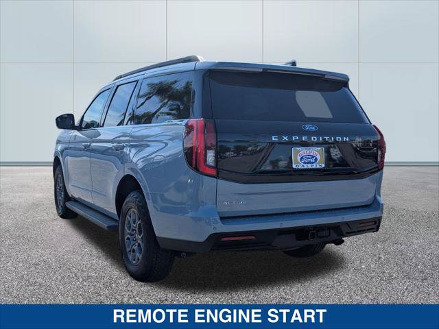 Certified 2025 Ford Expedition Active RWD image 3