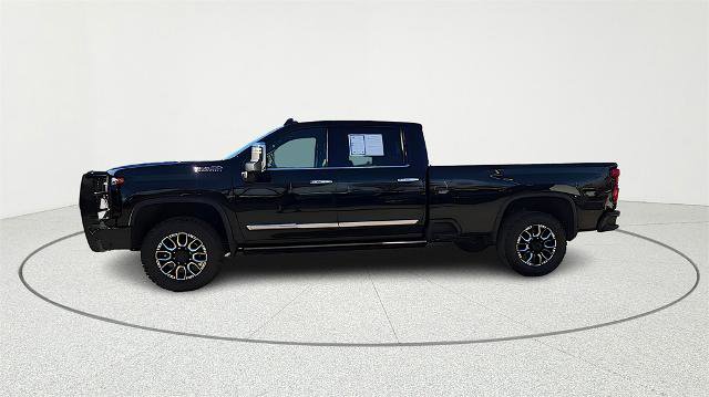 Used 2024 Chevrolet Silverado 3500 High Country w/ High Country Premium Package image 5