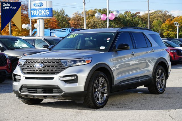 Certified 2022 Ford Explorer XLT w/ Equipment Group 202A