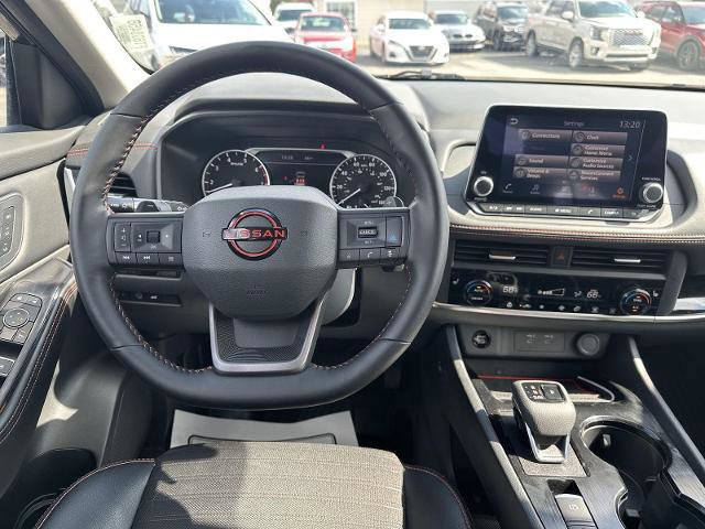 Used 2025 Nissan Rogue SV w/ Rock Creek Premium Package image 23