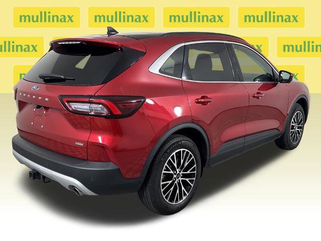 Certified 2025 Ford Escape SE w/ PHEV Premium Package image 4