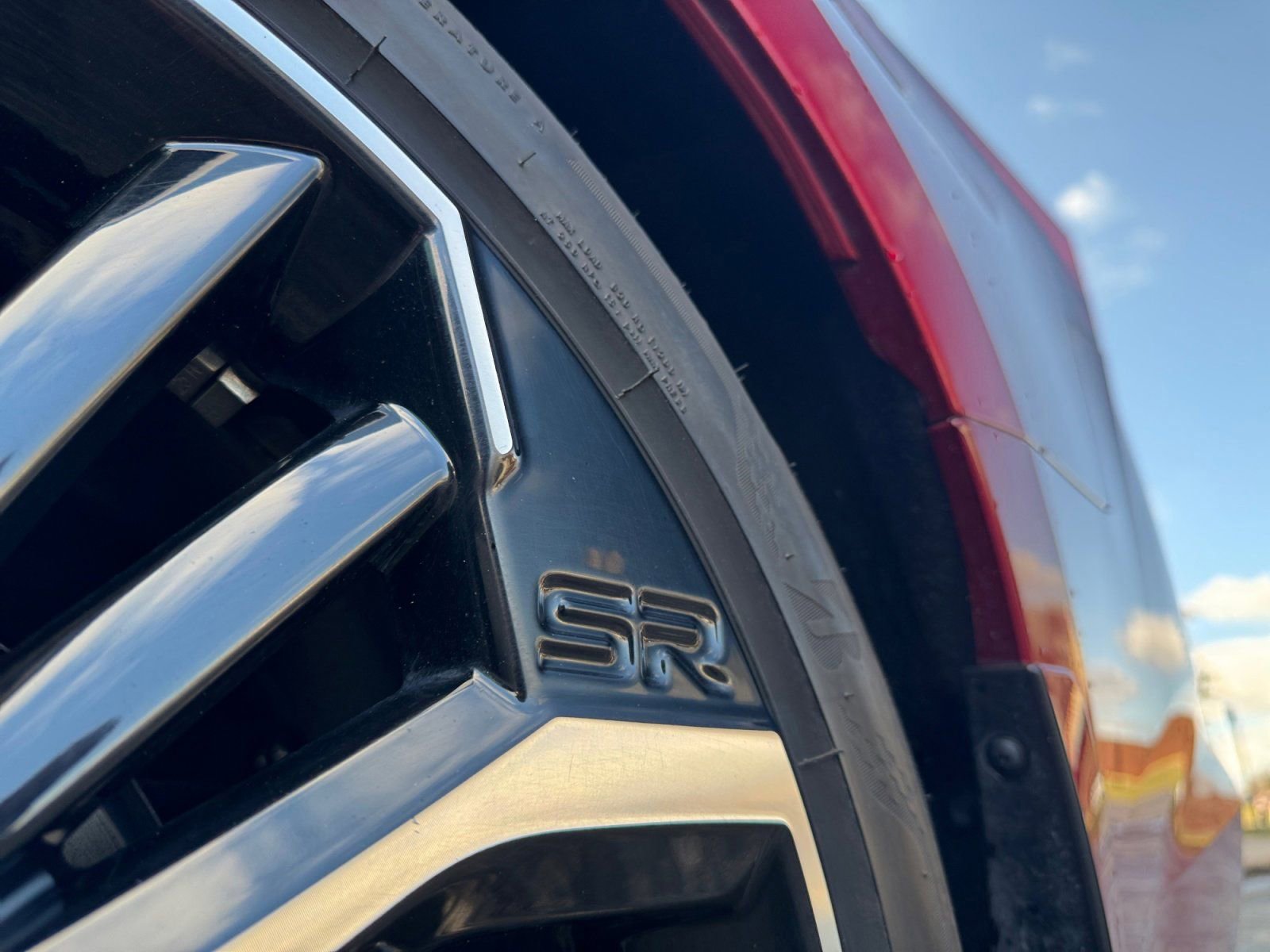 Used 2024 Nissan Altima 2.5 SR w/ SR Premium Package image 29