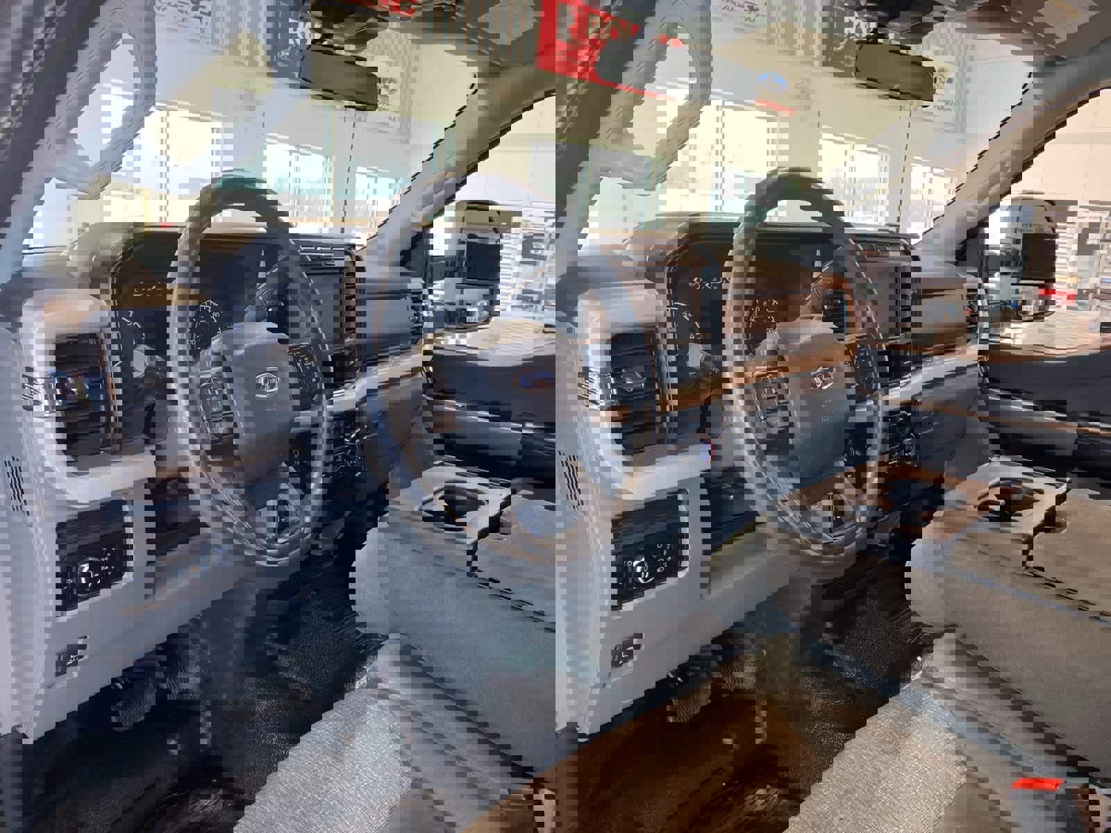 Certified 2024 Ford F350 XLT image 11