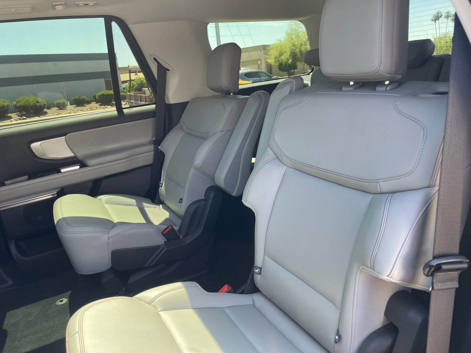 Certified 2025 Ford Expedition Active RWD image 28