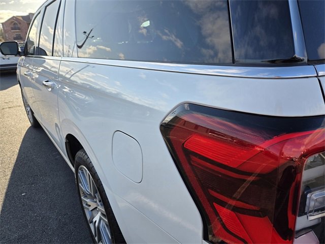 Certified 2022 Ford Expedition Max Limited image 8