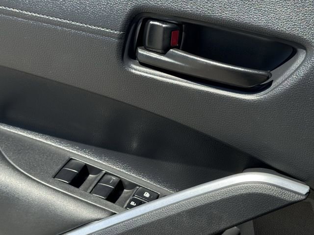 Used 2023 Toyota Corolla Cross LE image 25