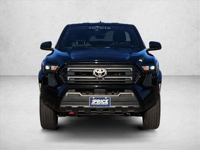 Used 2025 Toyota Tacoma SR AWD/4WD image 2