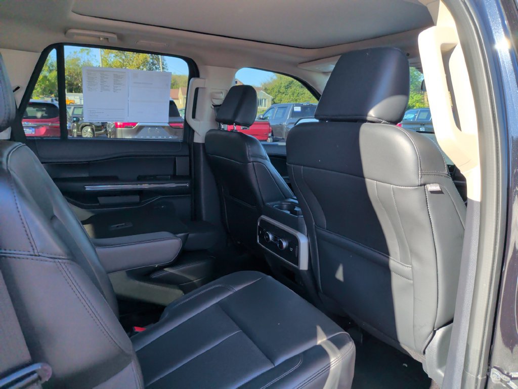 Certified 2022 Ford Expedition XLT AWD/4WD image 18