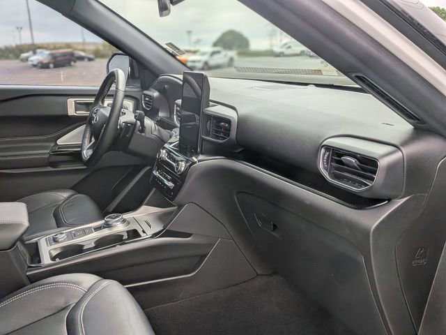 Certified 2024 Ford Explorer ST w/ Equipment Group 401A AWD/4WD image 39