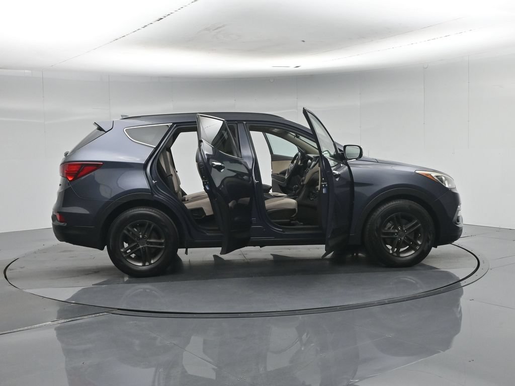 Used 2017 Hyundai Santa Fe Sport w/ 2.4L Value Package 06 FWD image 5