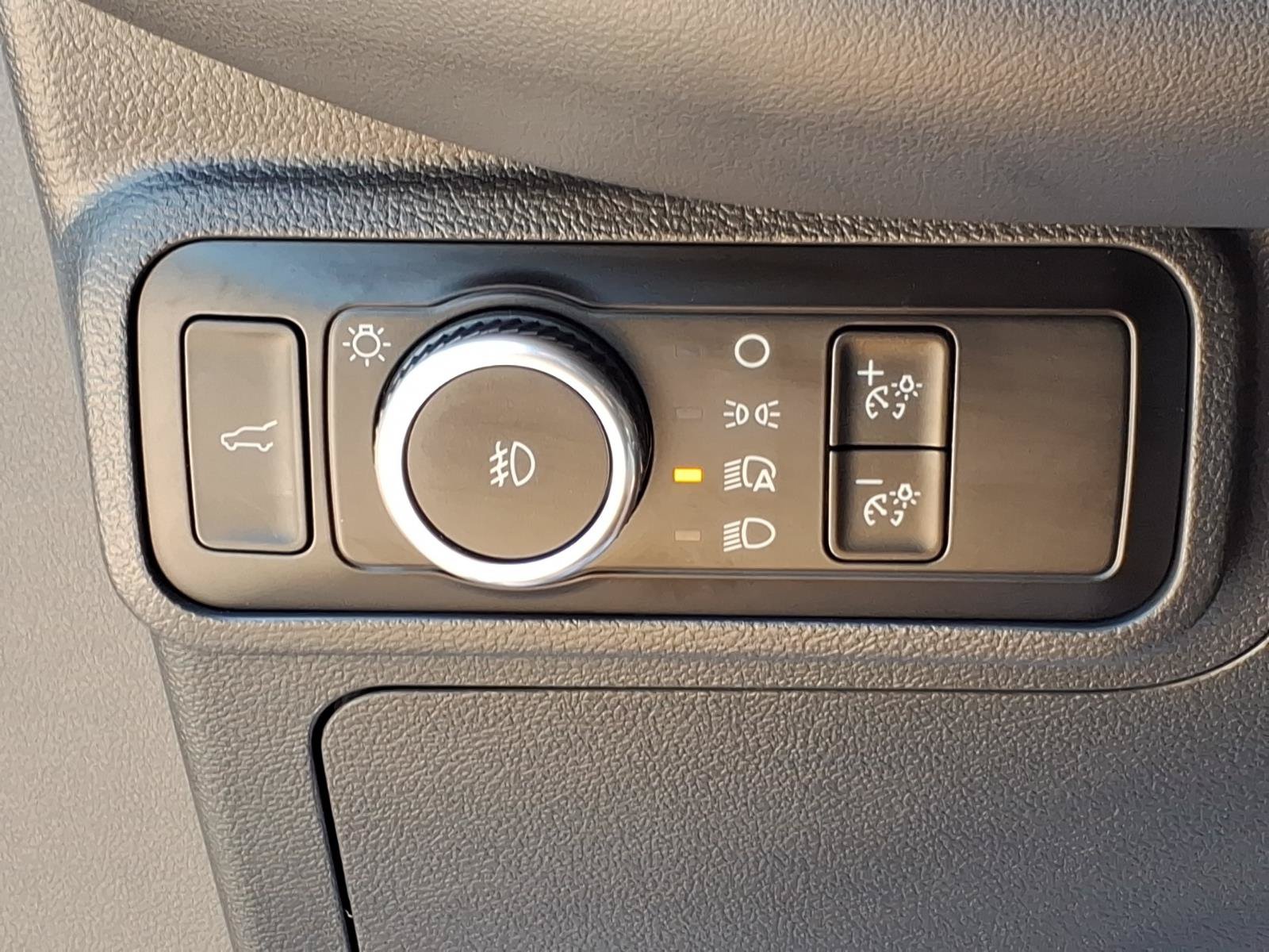 Certified 2025 Ford Explorer ST-Line AWD/4WD image 17