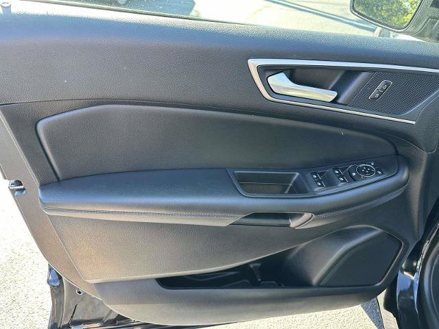 Certified 2024 Ford Edge SEL w/ Convenience Package AWD/4WD image 8