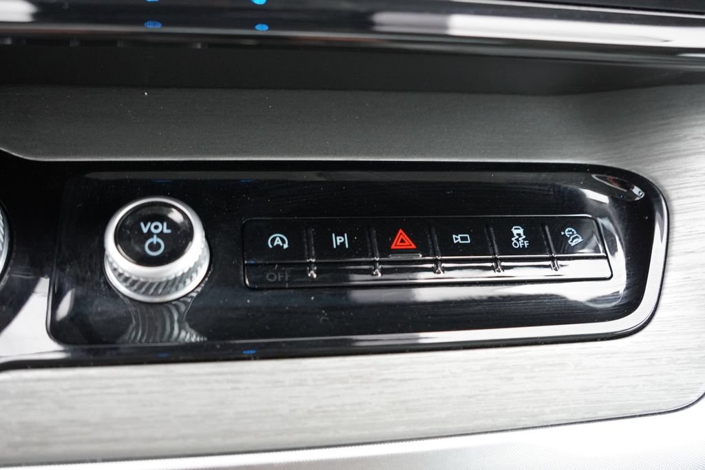 Certified 2025 Ford Expedition Max Platinum AWD/4WD image 34