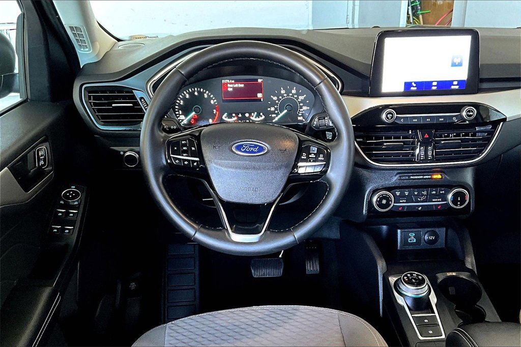 Certified 2022 Ford Escape SE w/ Cold Weather Package image 5
