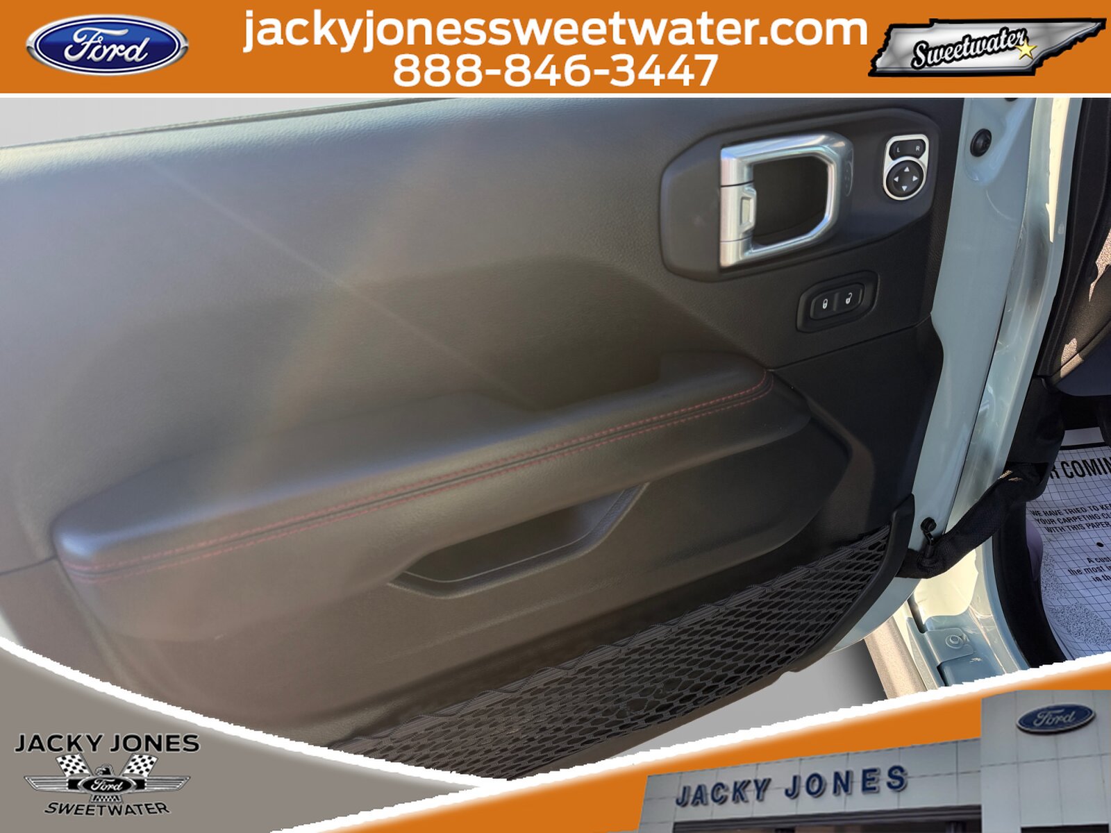 Used 2023 Jeep Wrangler Unlimited Rubicon w/ LED Lighting Group AWD/4WD image 17