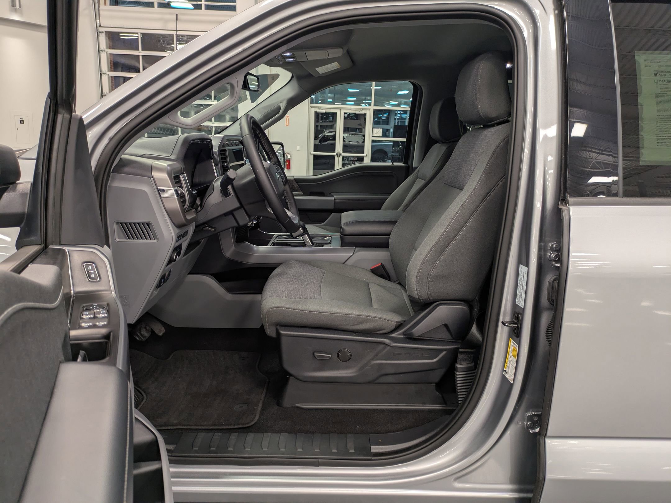 Certified 2024 Ford F150 Lightning XLT w/ Max Trailer Tow Package image 14