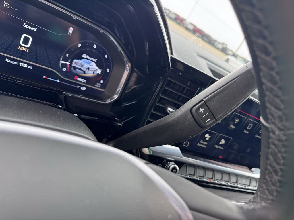 Used 2024 GMC Sierra 1500 SLT image 15