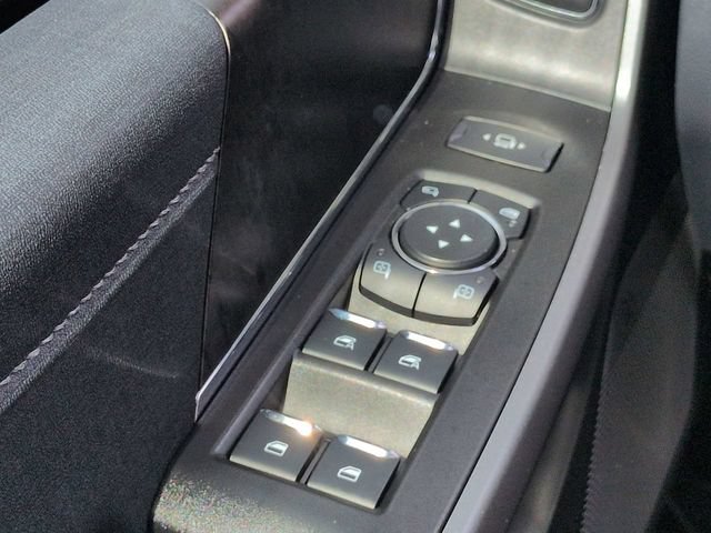 Certified 2025 Ford F250 Lariat w/ Lariat Ultimate Package AWD/4WD image 25