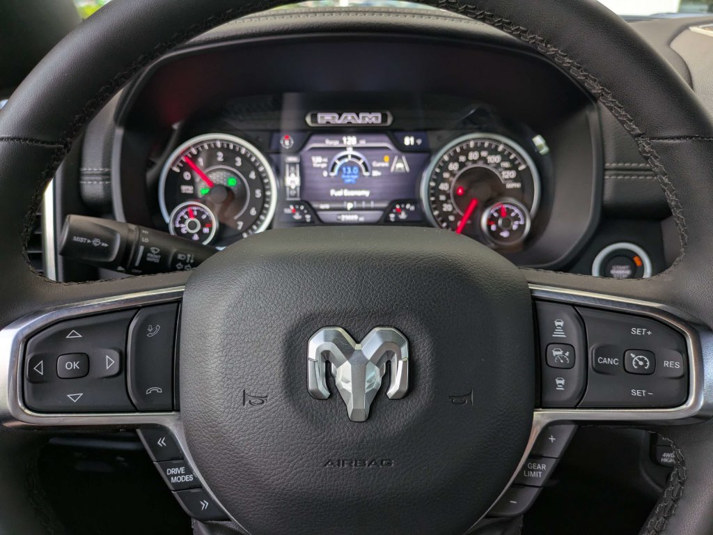 Used 2026 RAM 1500 Laramie AWD/4WD image 29