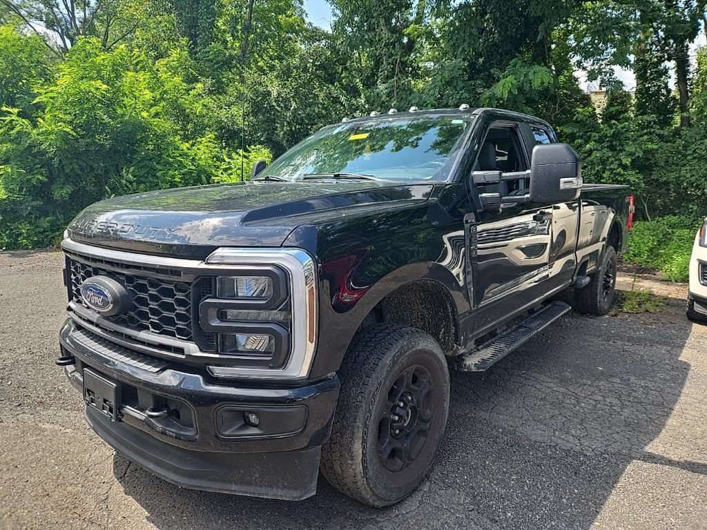 Certified 2024 Ford F250 XL w/ STX Appearance Package AWD/4WD image 3