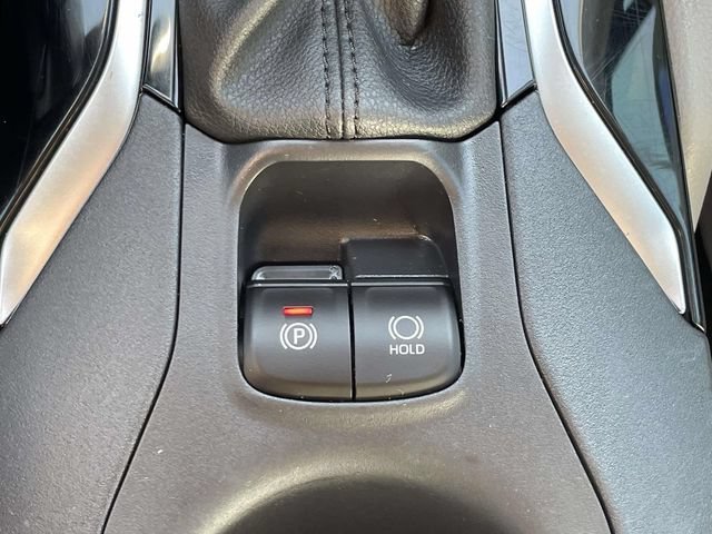 Used 2024 Toyota Corolla Cross L FWD image 30