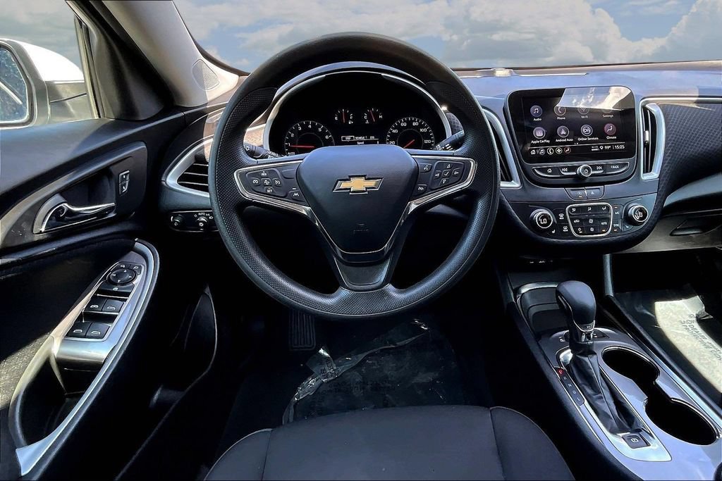 Used 2024 Chevrolet Malibu LT FWD image 10
