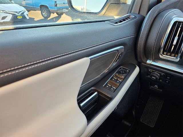 Certified 2025 Ford Expedition Max Platinum image 30