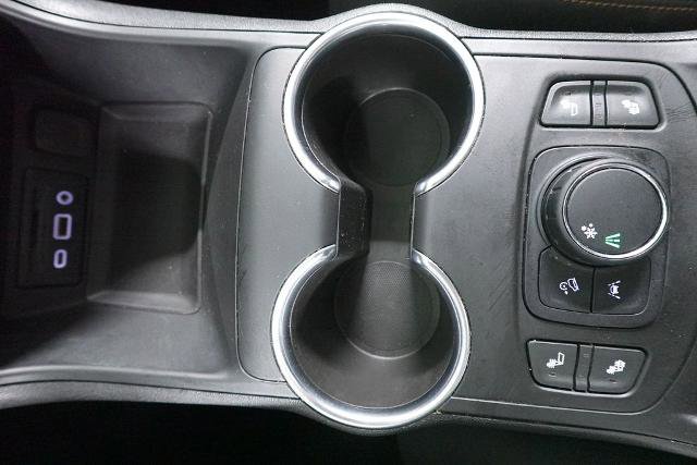 Used 2020 GMC Terrain SLT w/ Preferred Package image 21