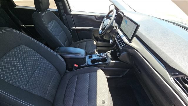 Certified 2023 Ford Escape Active w/ Tech Pack #1 FWD image 6